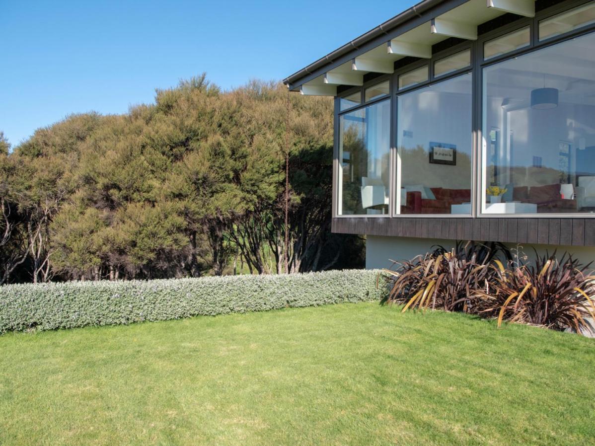 Kotare Point Paradise - Akaroa Holiday Home Εξωτερικό φωτογραφία