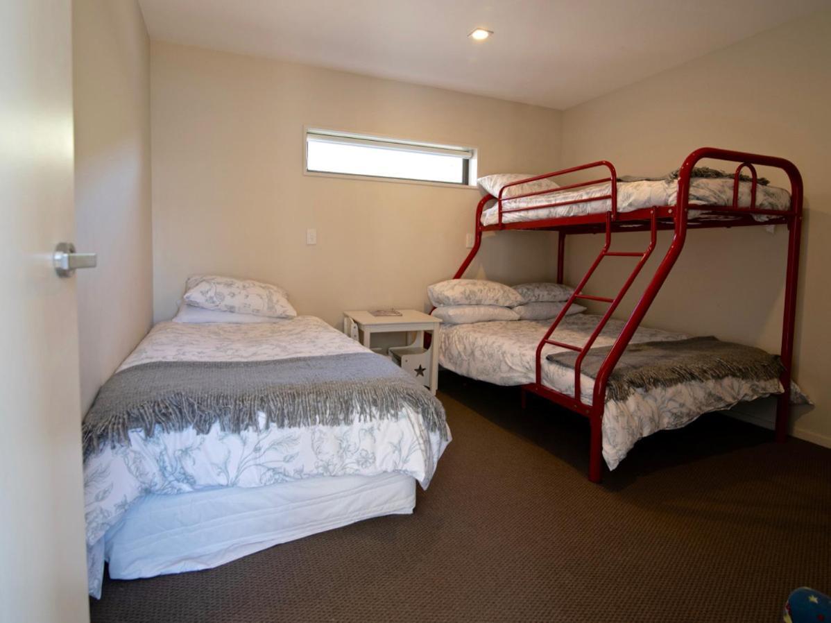 Kotare Point Paradise - Akaroa Holiday Home Εξωτερικό φωτογραφία